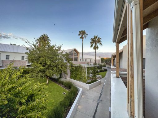 The Windhoek Luxury Suites Outside image